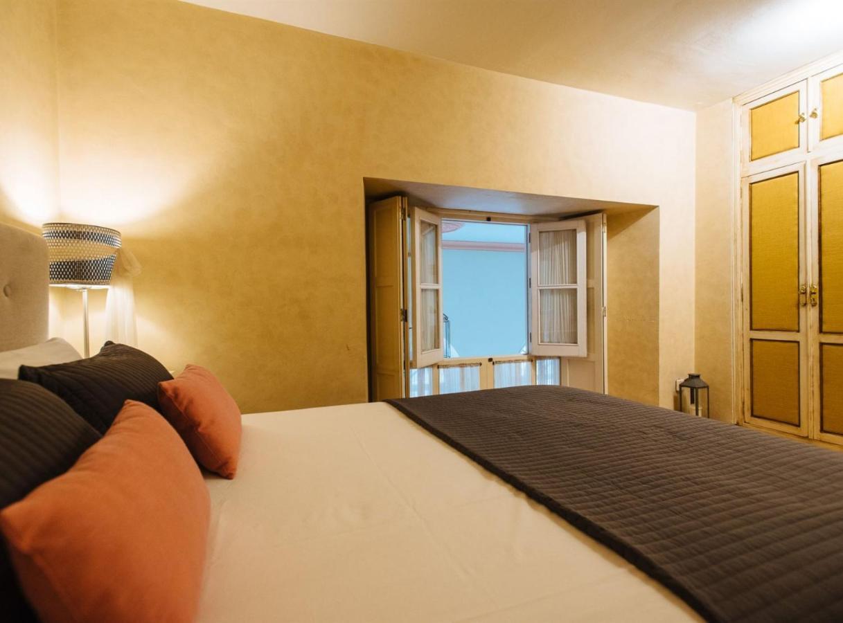 Pajaritos Suite Apartment - Private Parking Included Sewilla Zewnętrze zdjęcie